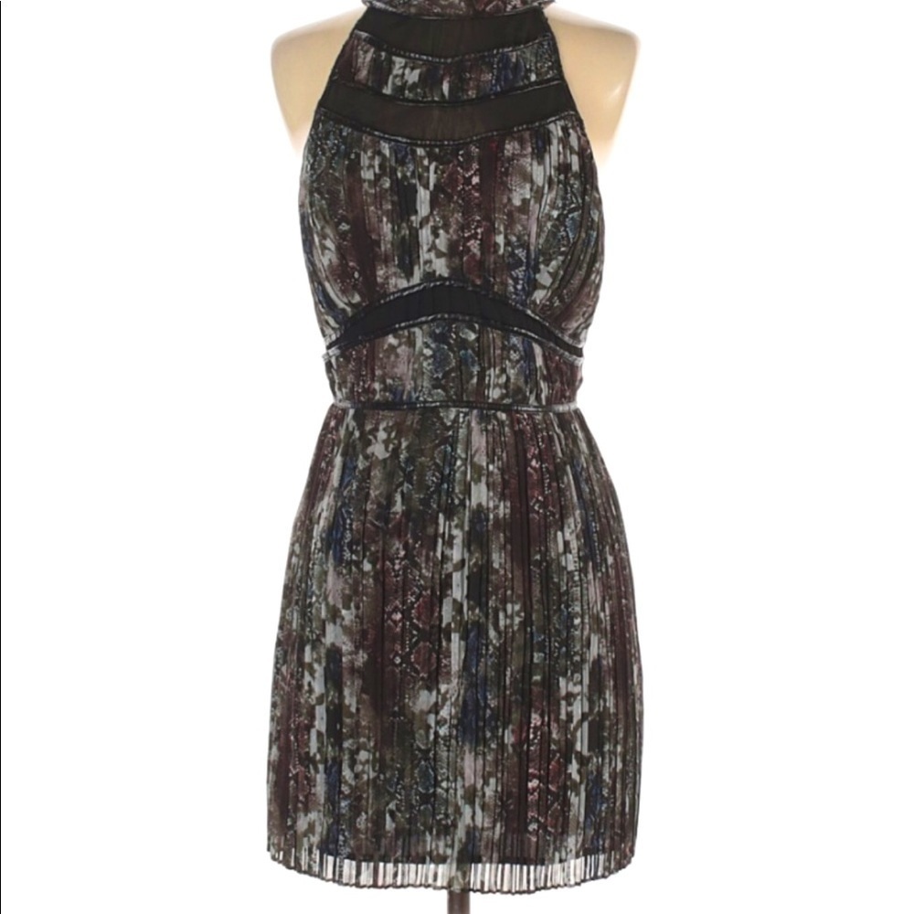 Charlie JADE sleeveless dress. Size SP